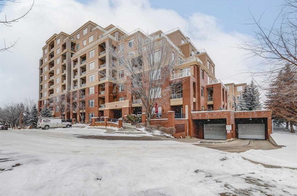 24 Hemlock Crescent SW # 3409